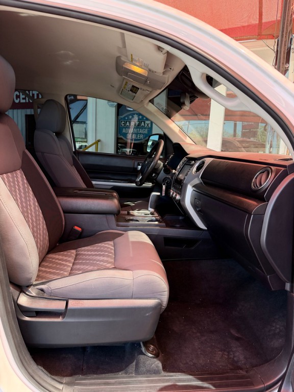 2019 Toyota Tundra Image 17