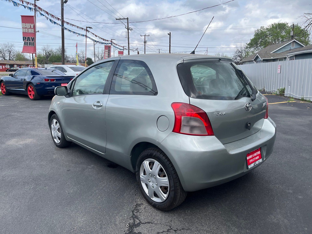 2007 Toyota Yaris Image 5