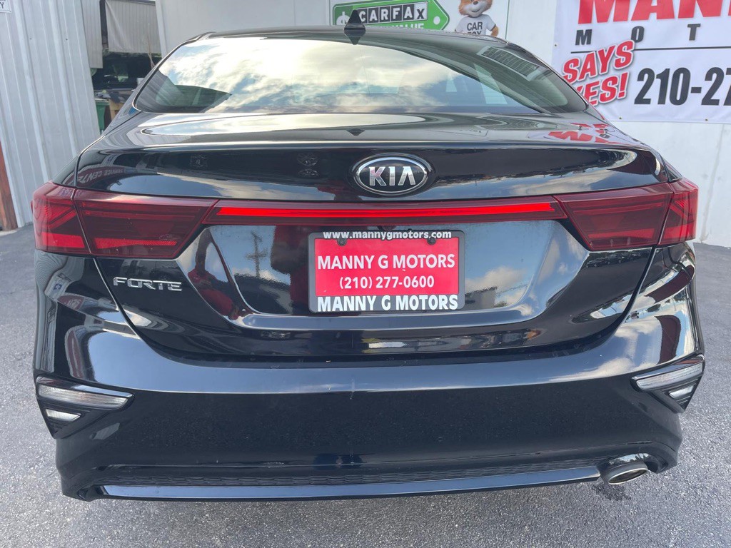 2021 Kia Forte Image 11