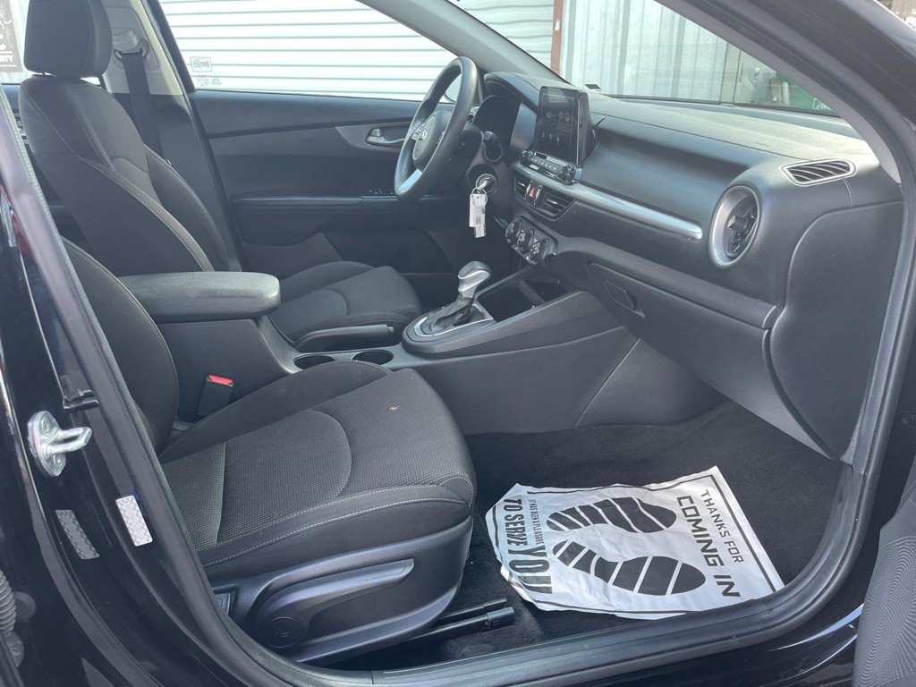 2021 Kia Forte Image 13
