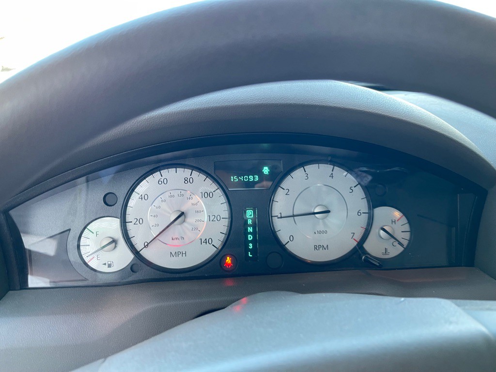 2008 Chrysler 300 Image 10