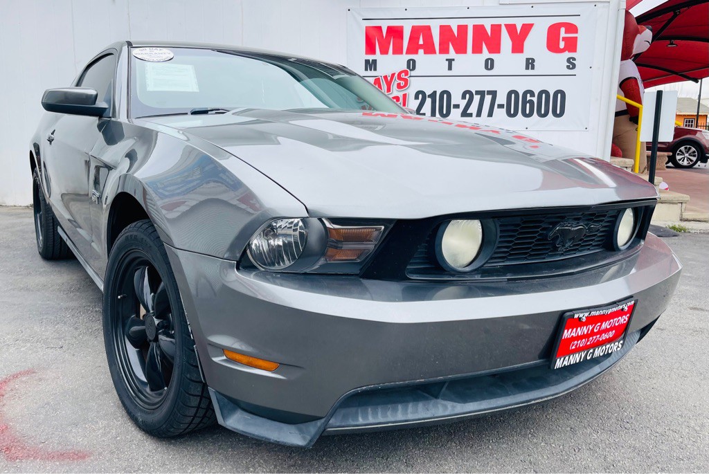 2010 Ford Mustang Image 13