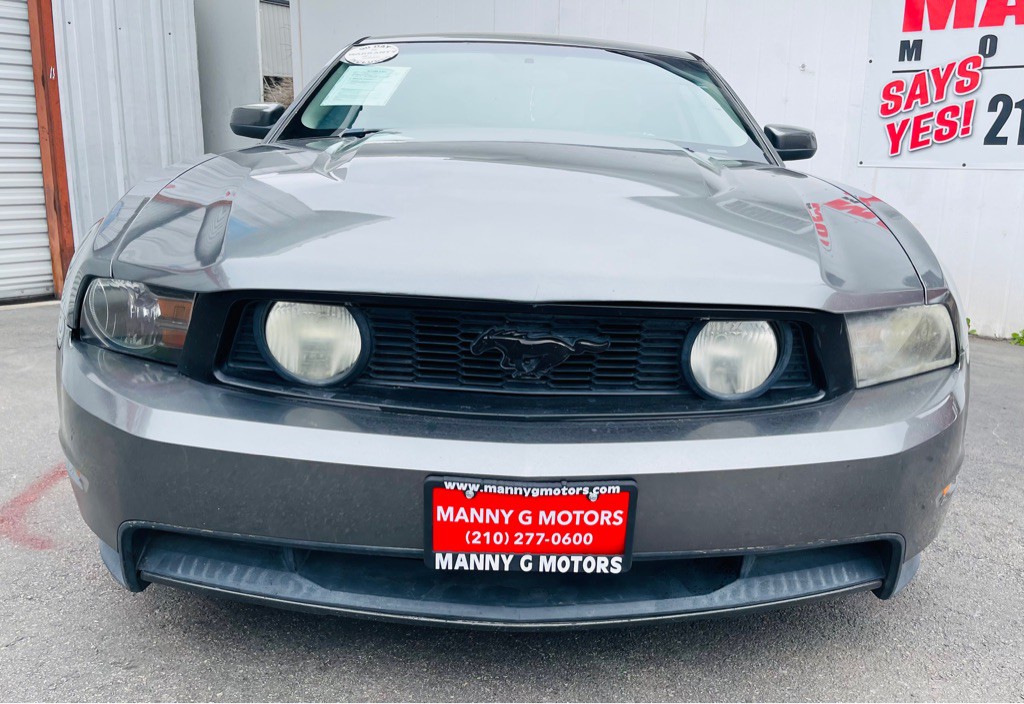 2010 Ford Mustang Image 14