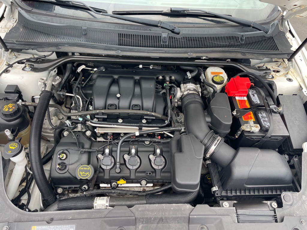 2018 Ford Taurus Image 3