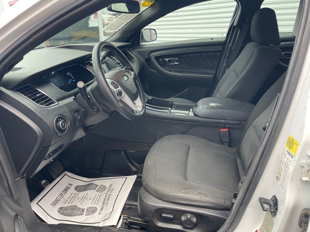 2018 Ford Taurus Image 5