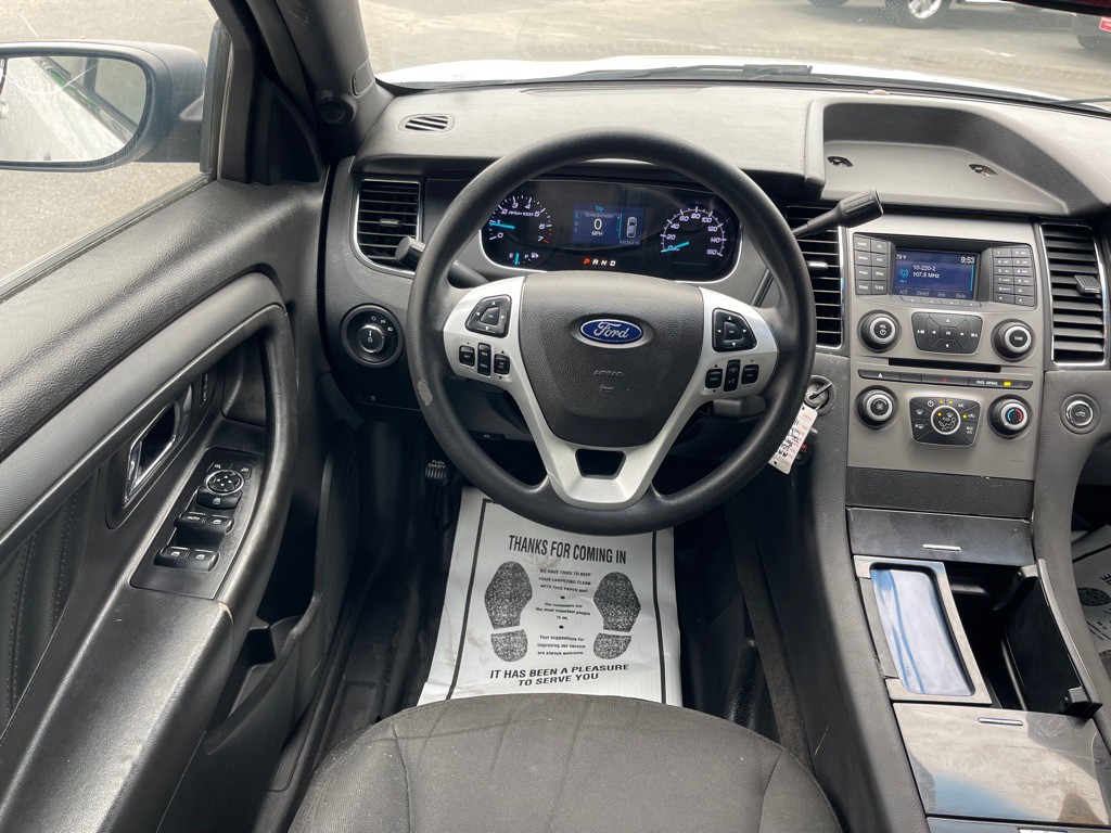 2018 Ford Taurus Image 8