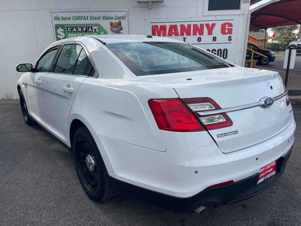 2018 Ford Taurus Image 11