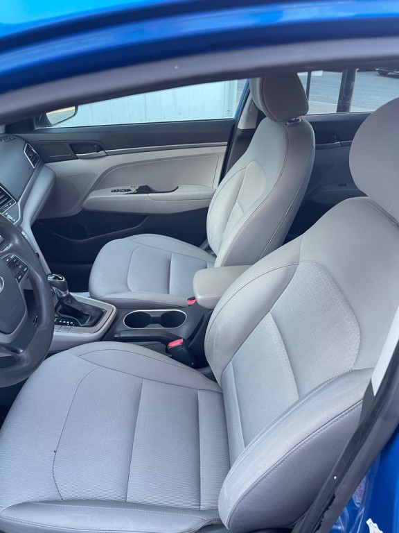 2017 Hyundai Elantra Image 6