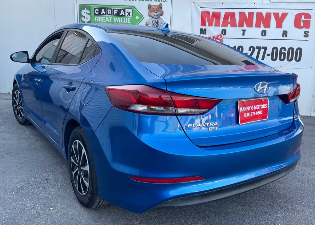 2017 Hyundai Elantra Image 9