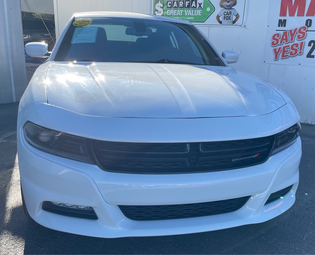 2022 Dodge Charger Image 2