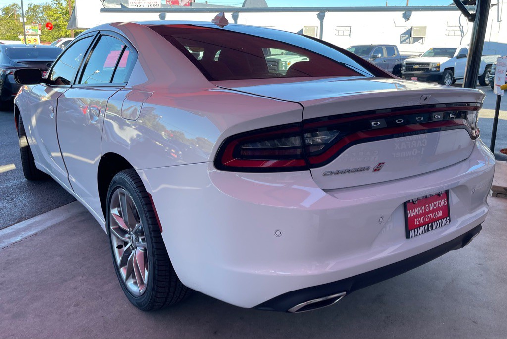 2022 Dodge Charger Image 4