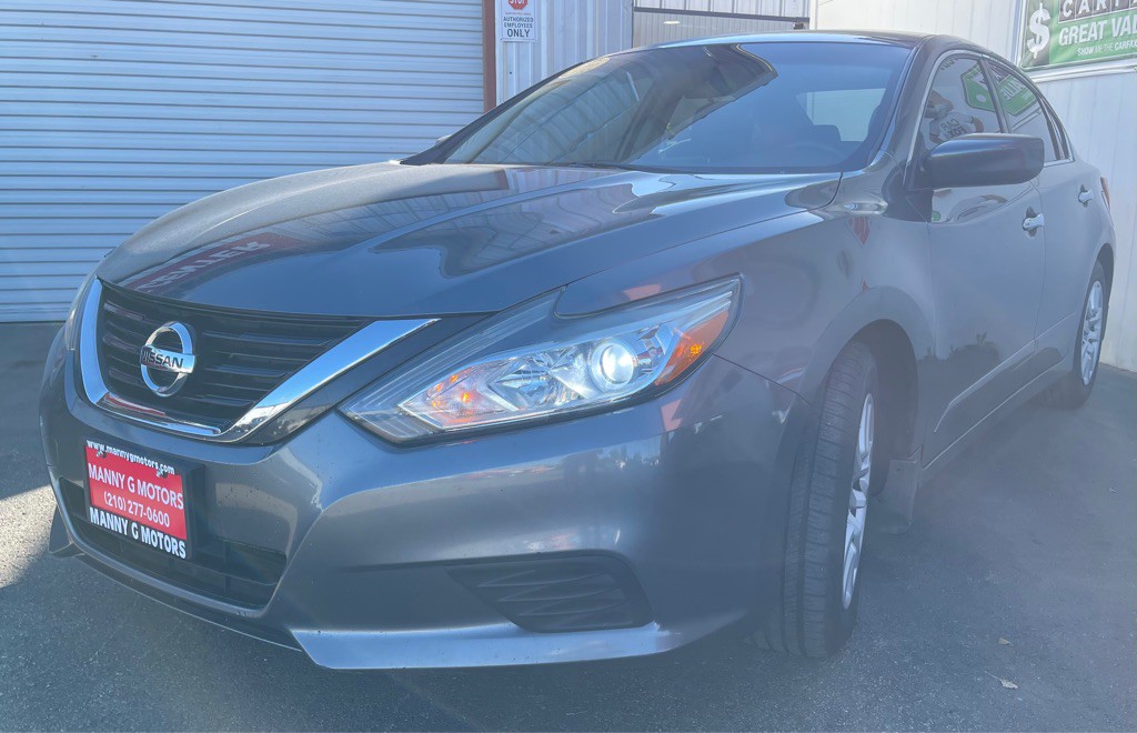 2016 Nissan Altima Image 3
