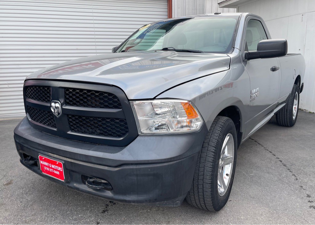 2019 RAM 1500 Image 3