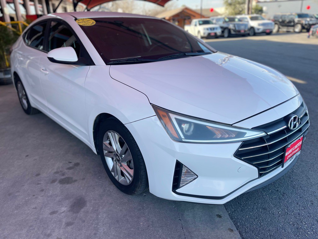 2020 Hyundai Elantra Image 2