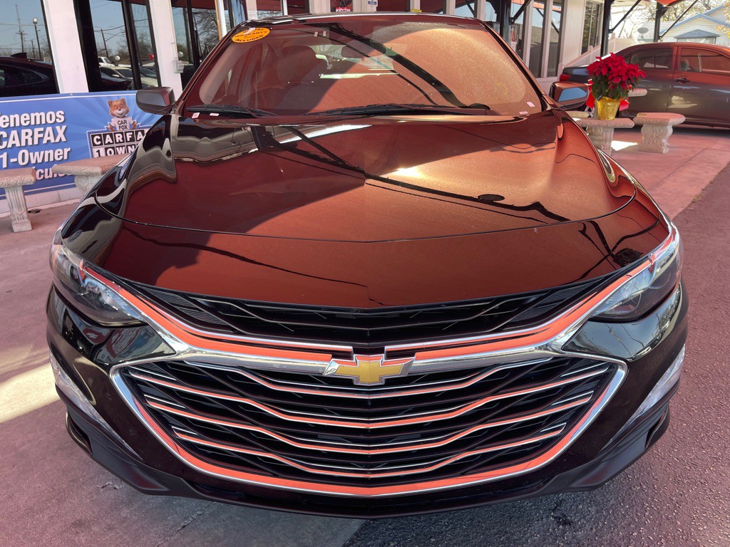 2023 Chevrolet Malibu Image 3