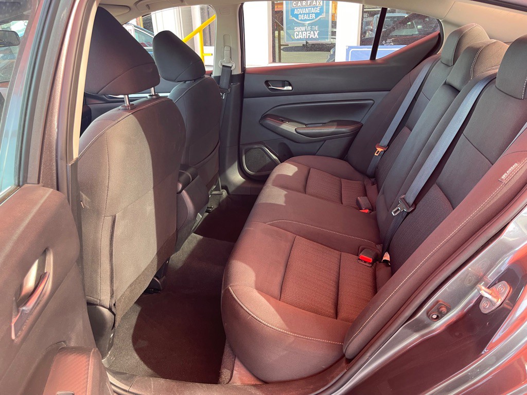 2022 Nissan Altima Image 6