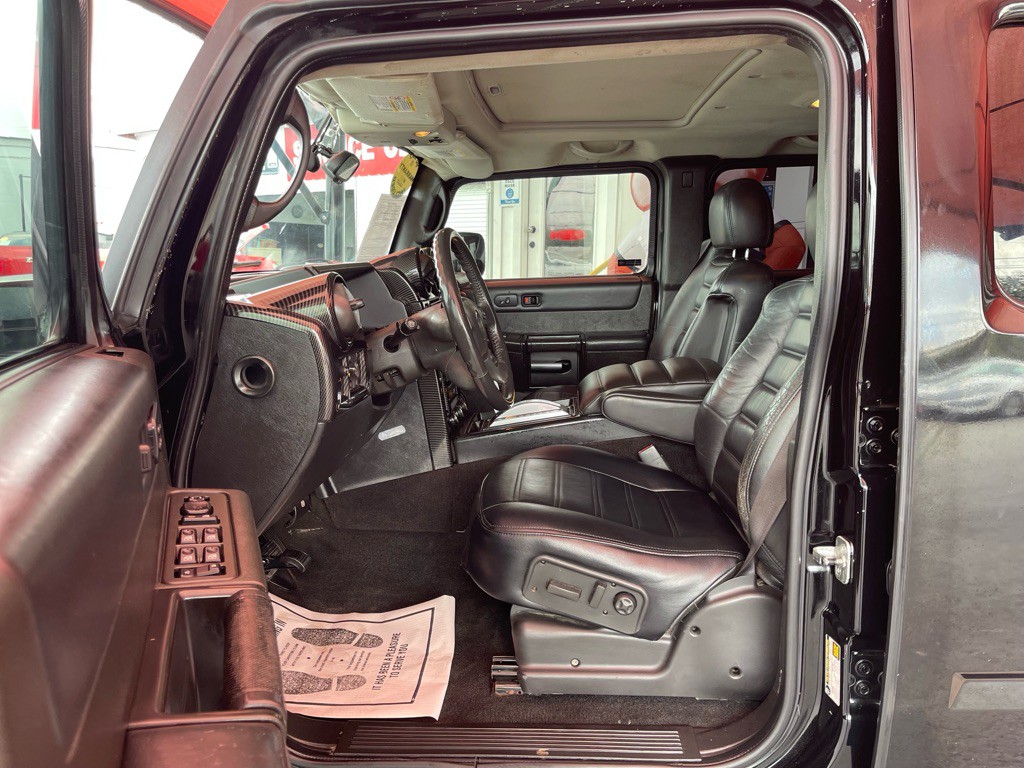 2005 HUMMER H2 Image 9