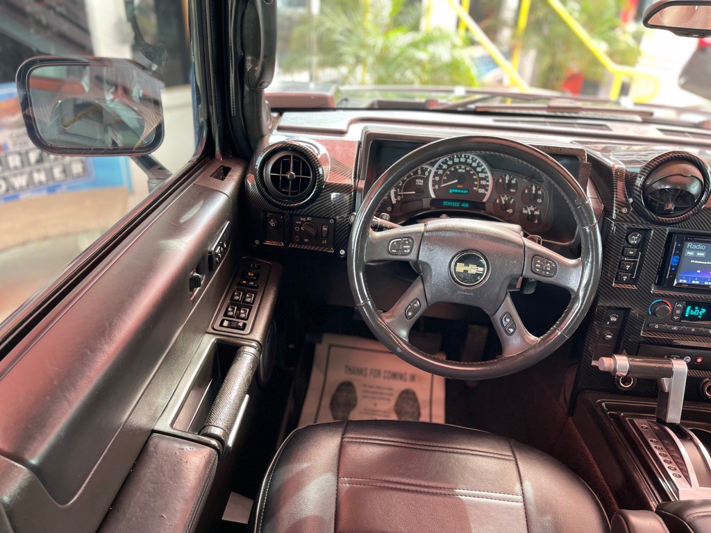 2005 HUMMER H2 Image 13