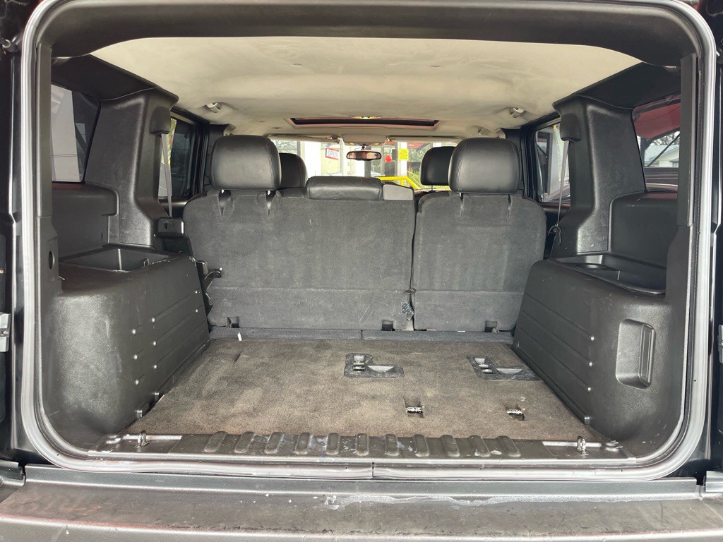 2005 HUMMER H2 Image 18