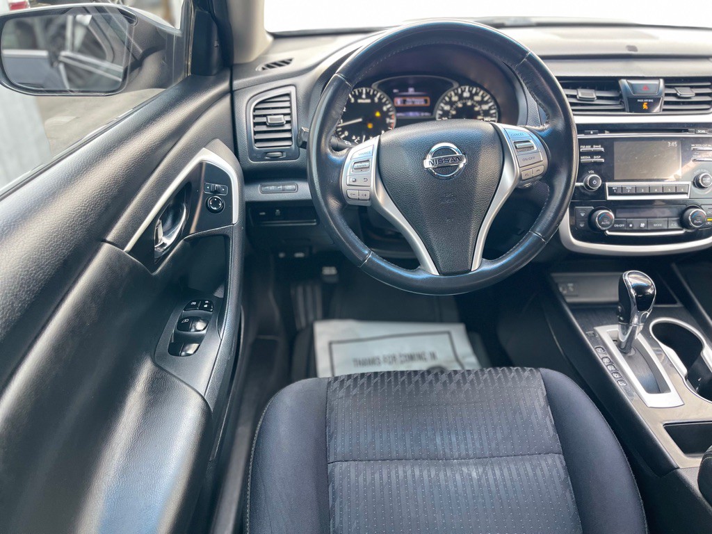 2018 Nissan Altima Image 7