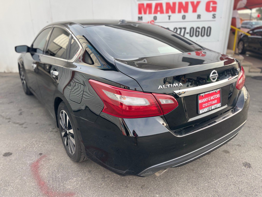 2018 Nissan Altima Image 13