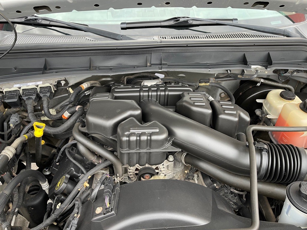 2016 Ford F-250 Image 2