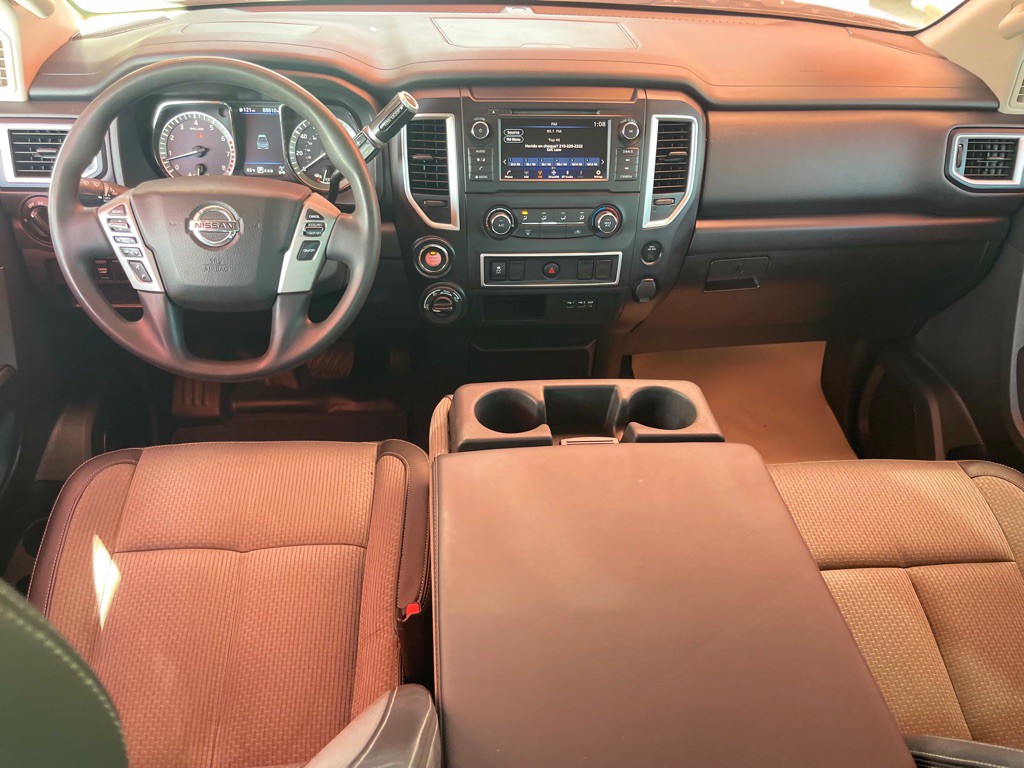 2019 Nissan Titan Image 7