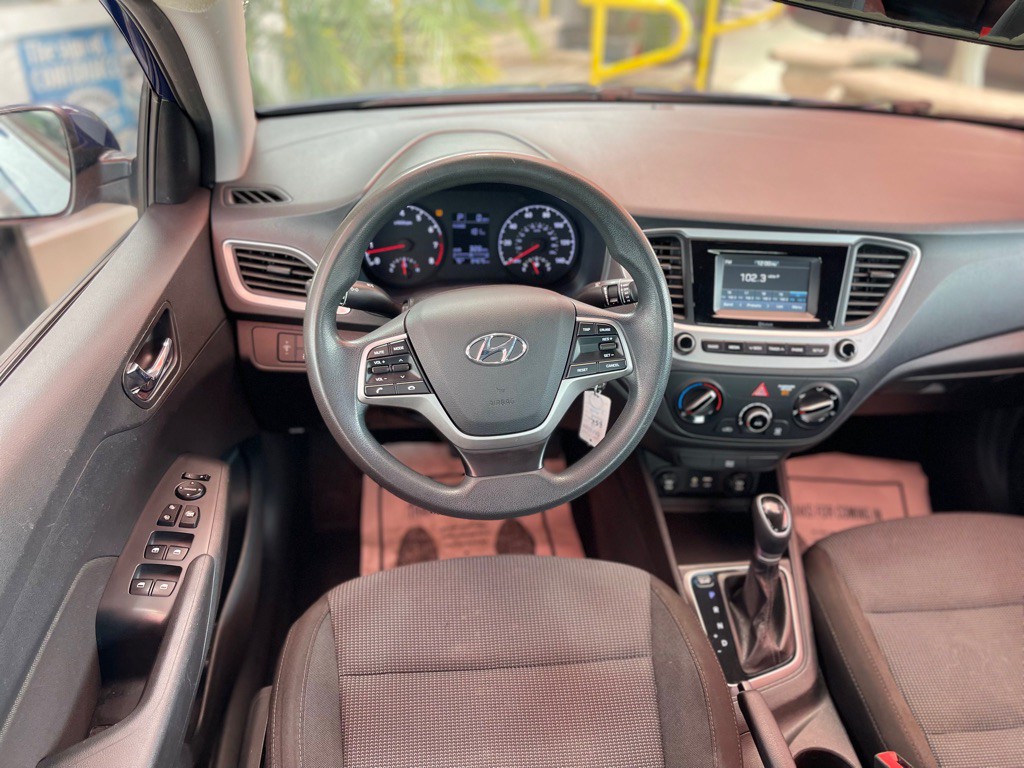 2021 Hyundai Accent Image 7