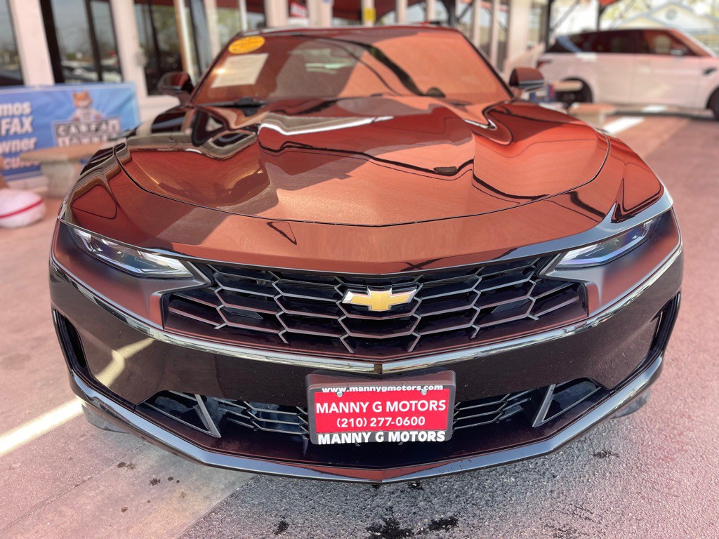 2022 Chevrolet Camaro Image 2