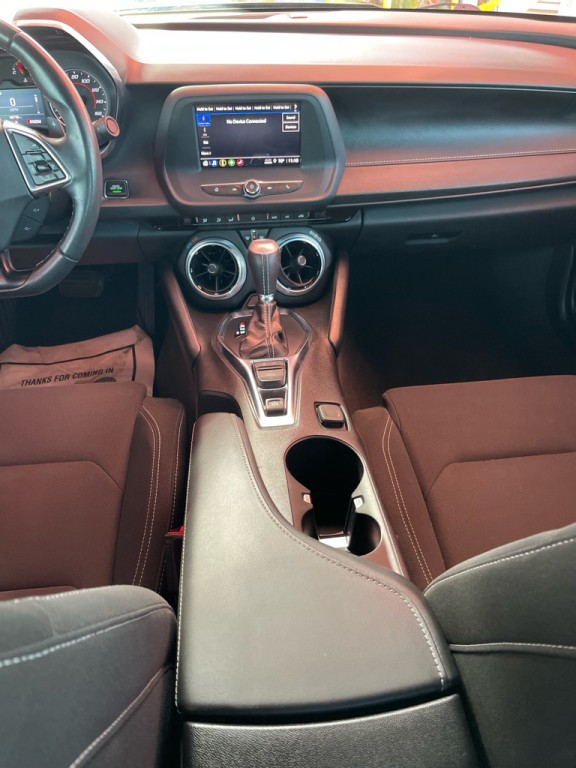 2022 Chevrolet Camaro Image 9