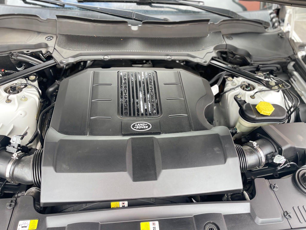 2019 Land Rover Range Rover Sport Image 3