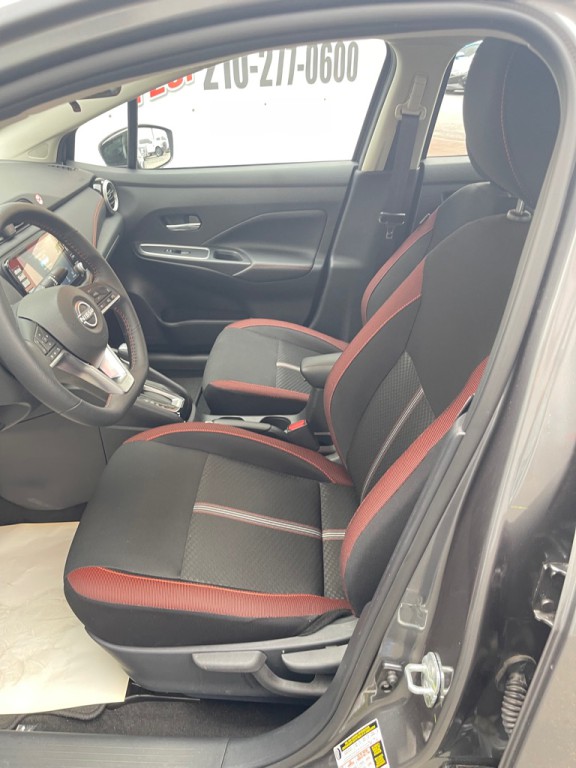 2025 Nissan Versa Image 9