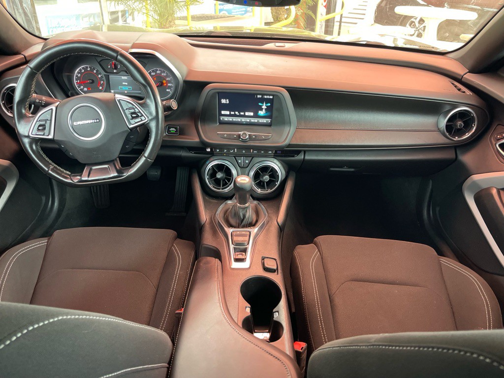 2018 Chevrolet Camaro Image 8