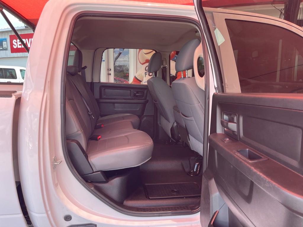 2016 RAM 1500 Image 10