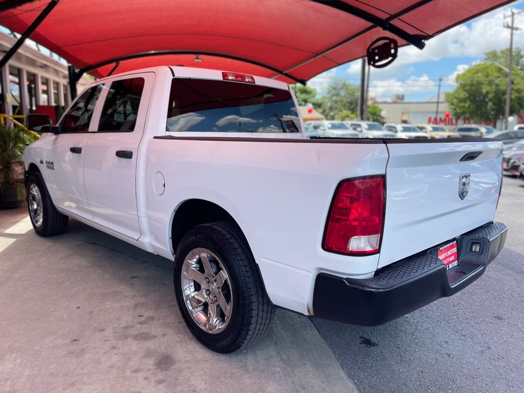 2016 RAM 1500 Image 12