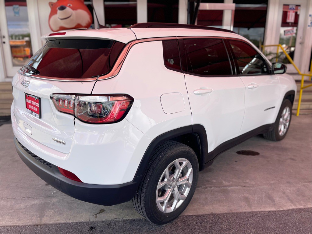 2024 Jeep Compass Image 18