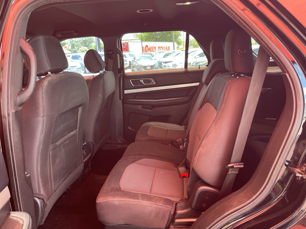 2016 Ford Explorer Image 6