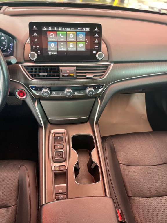 2018 Honda Accord Image 9