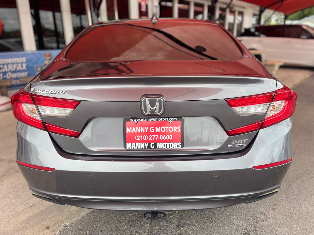 2018 Honda Accord Image 13