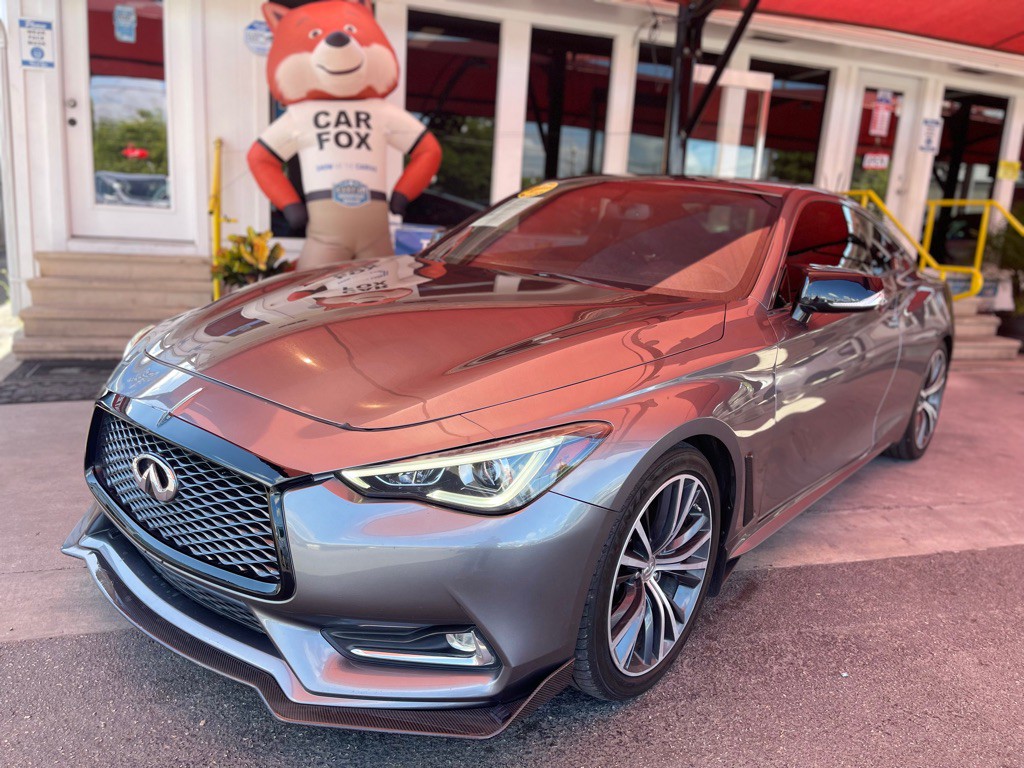 2017 INFINITI Q60 Image 5