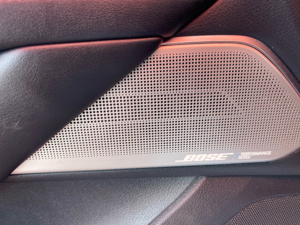 2017 INFINITI Q60 Image 11