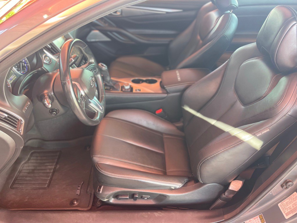 2017 INFINITI Q60 Image 12