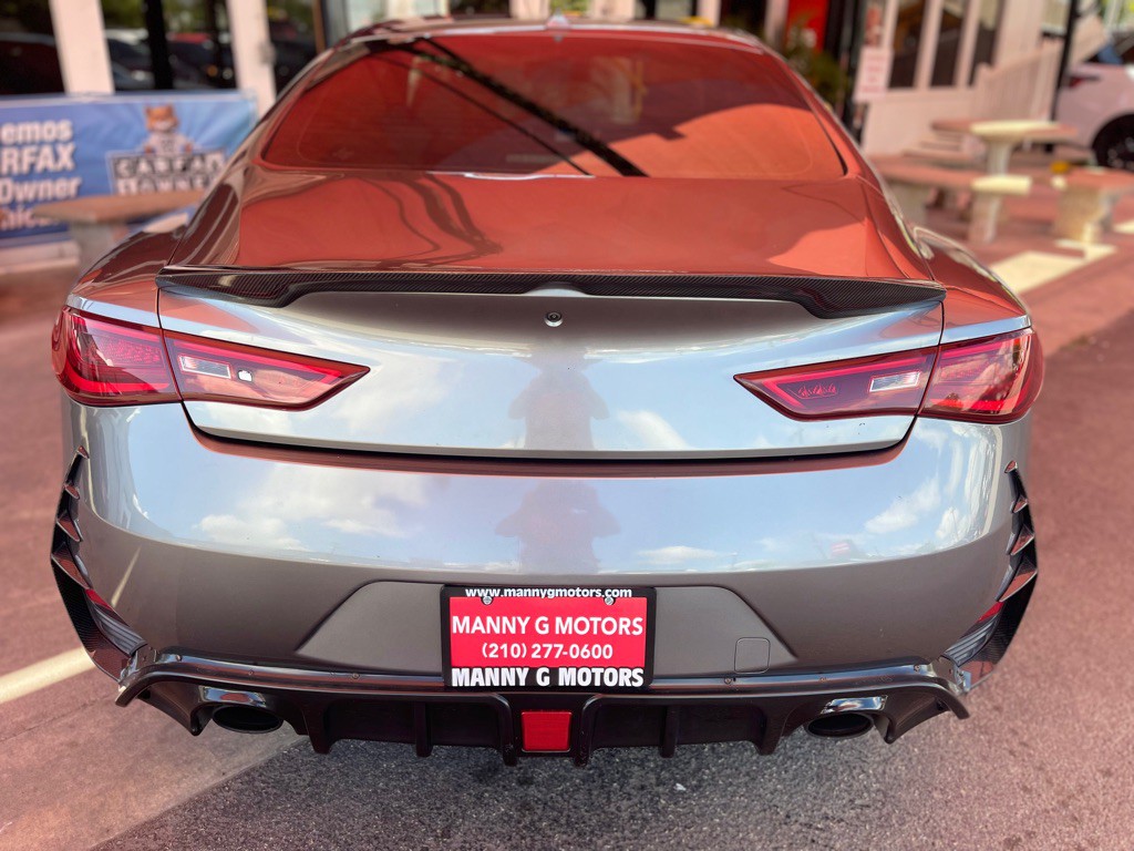 2017 INFINITI Q60 Image 20