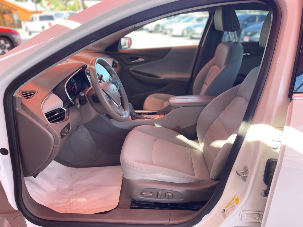 2020 Chevrolet Malibu Image 5