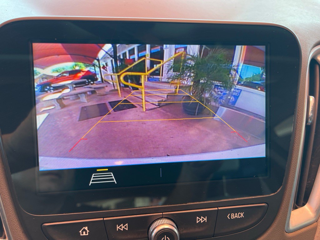 2020 Chevrolet Malibu Image 6
