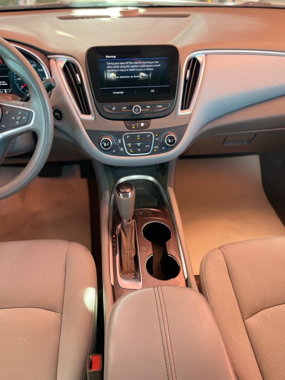 2020 Chevrolet Malibu Image 9