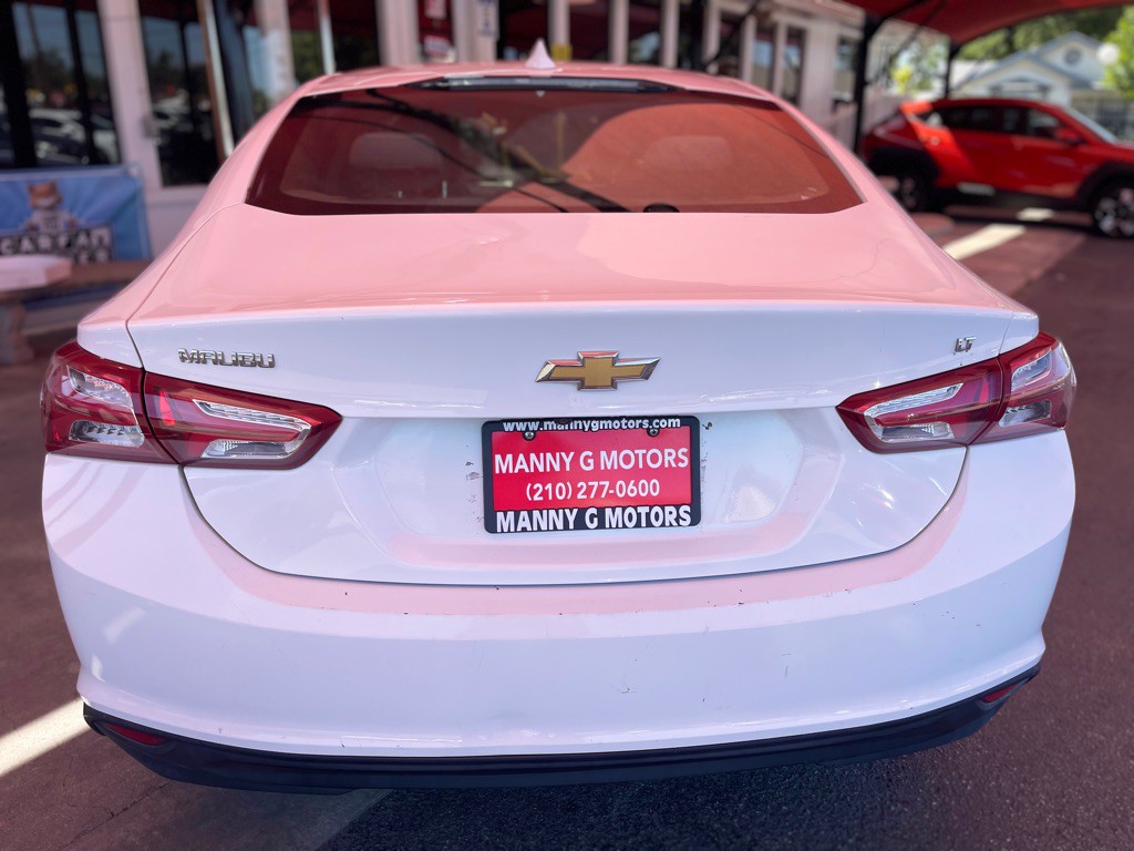 2020 Chevrolet Malibu Image 12