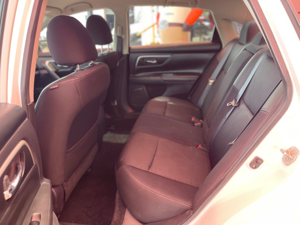 2018 Nissan Altima Image 6