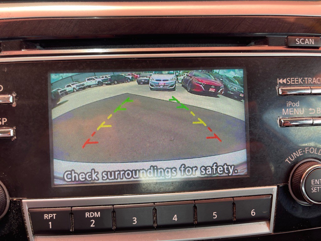 2018 Nissan Altima Image 10