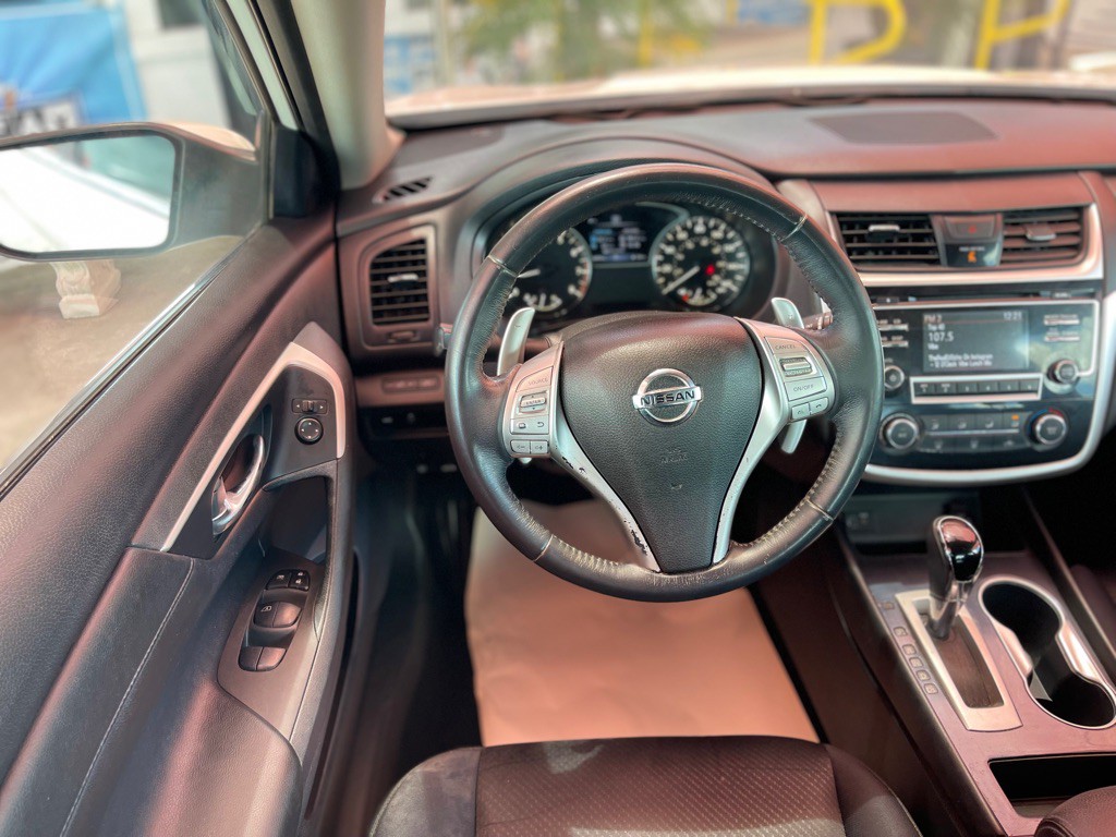 2018 Nissan Altima Image 11